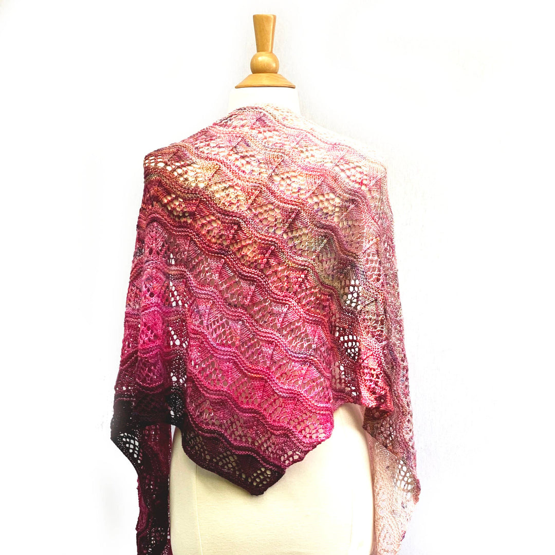 Grevillea Shawl – Ambah O’Brien x Koigu