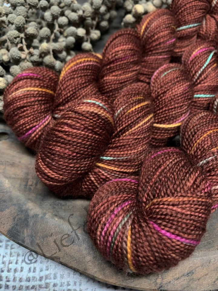 Koigu Wool Designs Koigu KPPPM – kleurrijk handgeverfd merinogaren